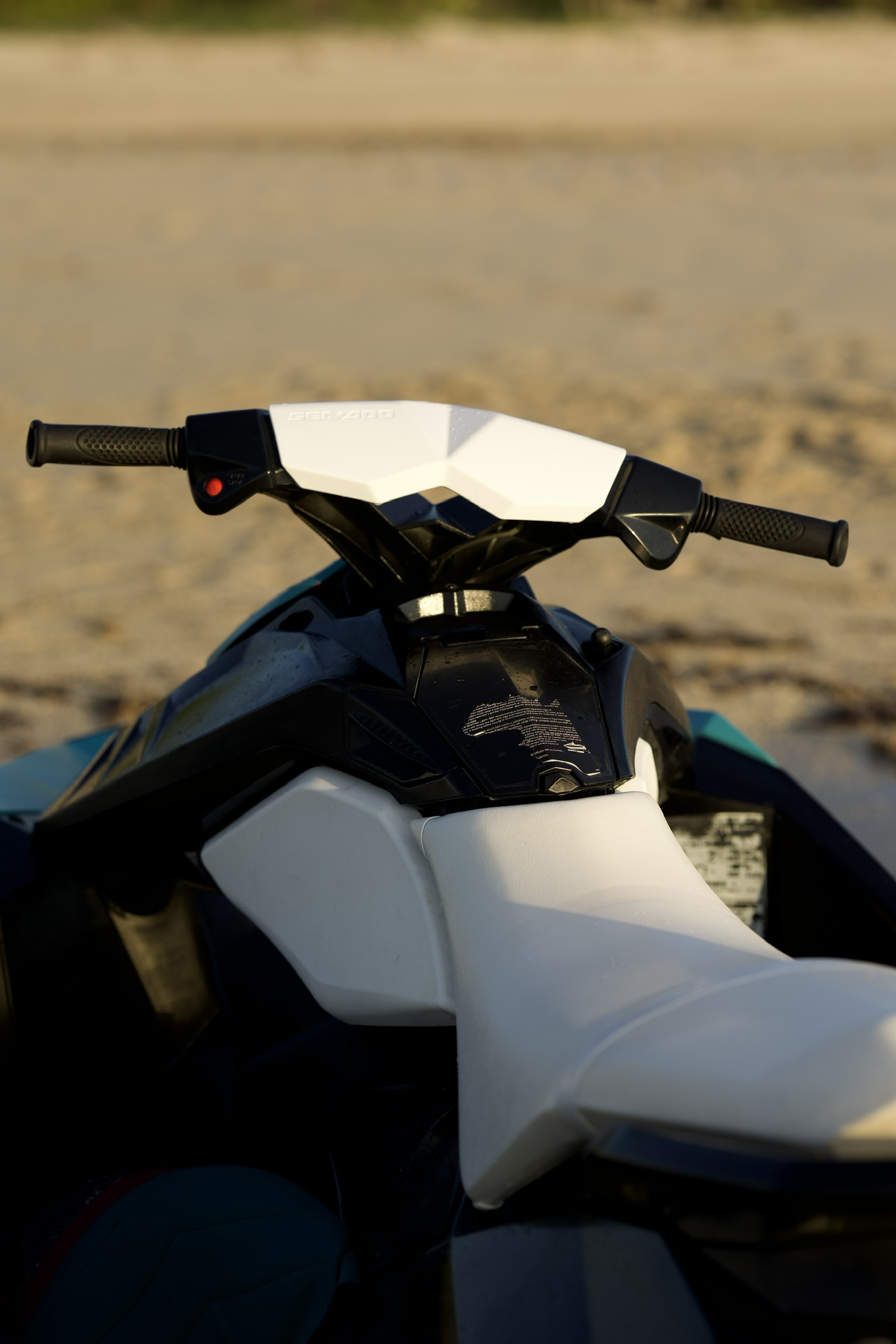 DF7D3A24-06D6-4E99-8C9B-FC080D8B4191