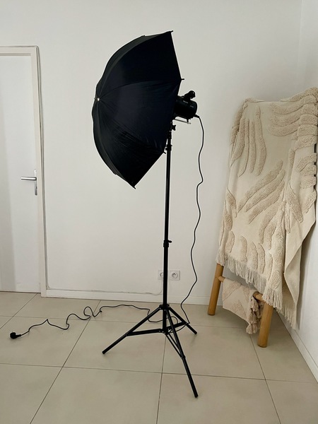 large_897ee963-9a33-4cdd-9908-7cef2d082c1d