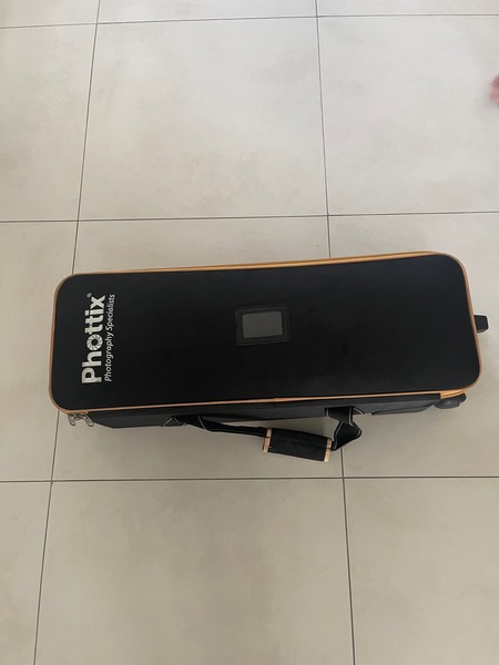 large_df95298a-aea9-4c7d-ba84-6a8fb6d1ae63