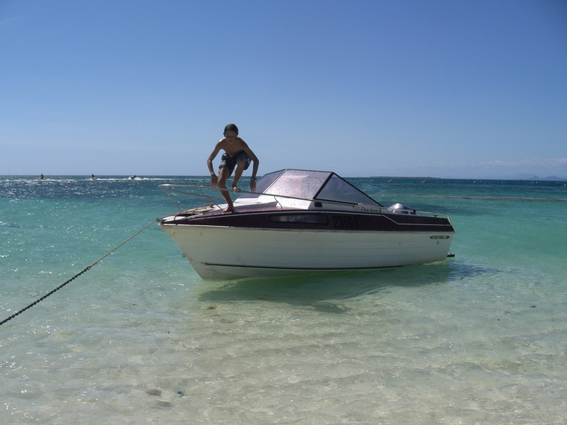 large_989d89f8-7b99-47c2-bc78-9e7c133bec70